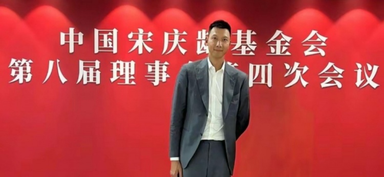時(shí)隔5個(gè)月首次公開(kāi)露面！大河報(bào)：易建聯(lián)關(guān)聯(lián)公司成被執(zhí)行人